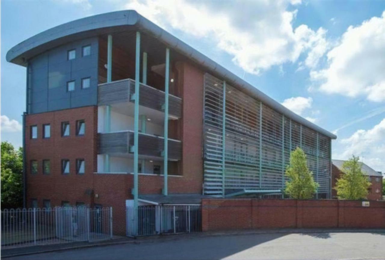 Appartamento 4b Loft Penthouse Industrial Decor With Canal & Views Coventry